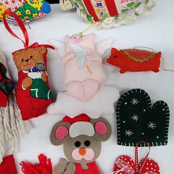 Vintage Handmade Christmas Ornaments Fabric Felt Sequin Yarn Angels Figures - Picture 5 of 9